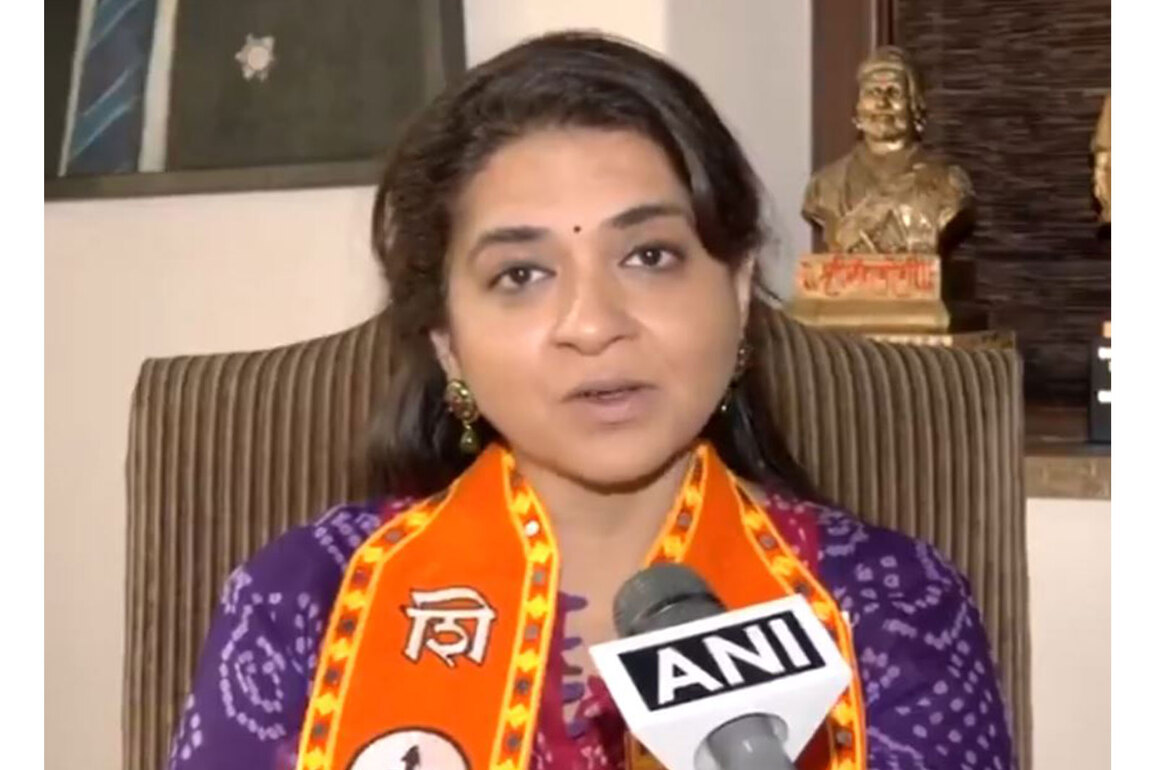 "Eknath Shinde doesn't need certificate": Shiv Sena leader Shaina NC slams Sanjay Raut's 'Jaichand' jibe