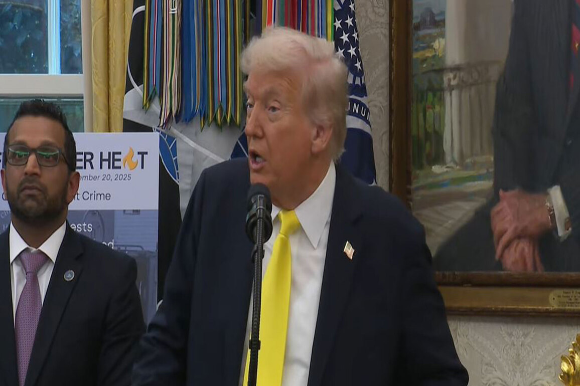 "We want the weapons to be given... If they don't do it, we'll do it": Trump on Hamas disarmament in Gaza