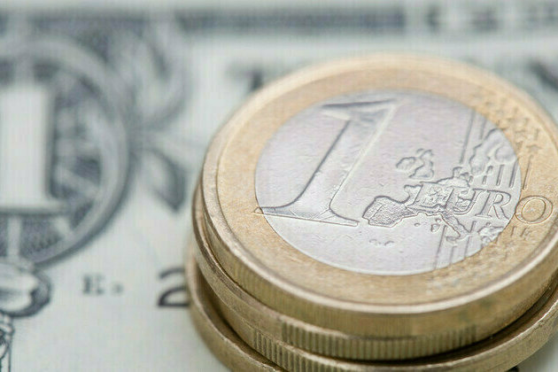 Euro could dethrone US dollar  ECB