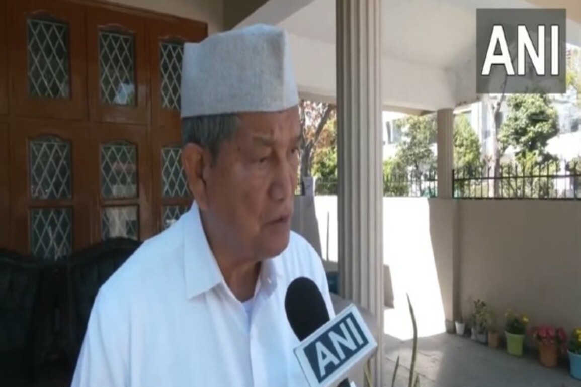"Reach at least minimum agreement": Congress' Harish Rawat amid Muslim law board's opposition to Waqf bill