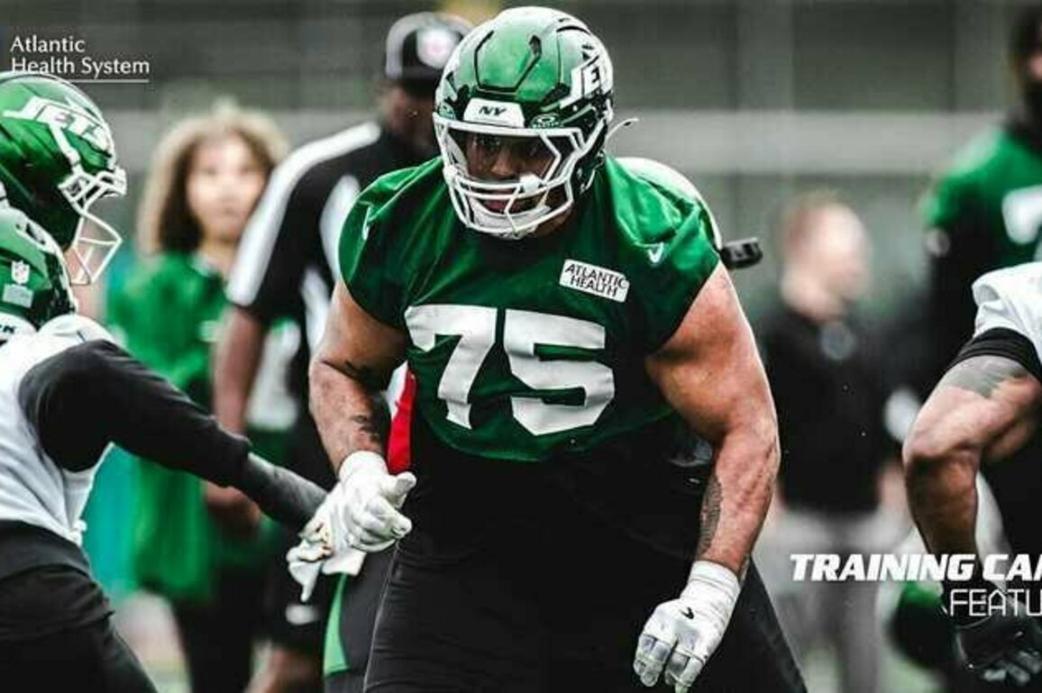 Jets RG Alijah Vera-Tucker Believes in HC Aaron Glenn