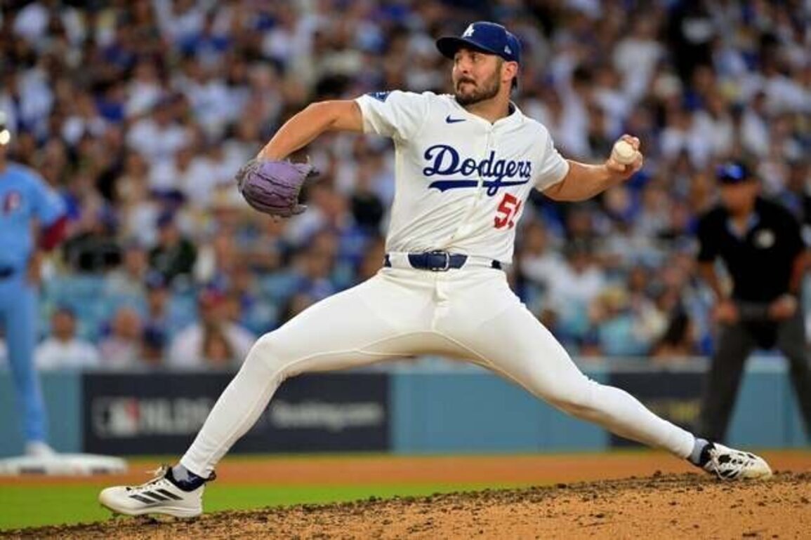 Wife of Dodgers' Alex Vesia addresses death of infant daughter