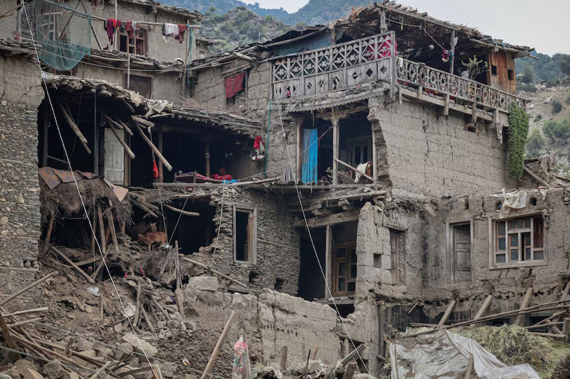 UAE sends 2500 tonnes of aid to support quake-affected people in Afghanistan
