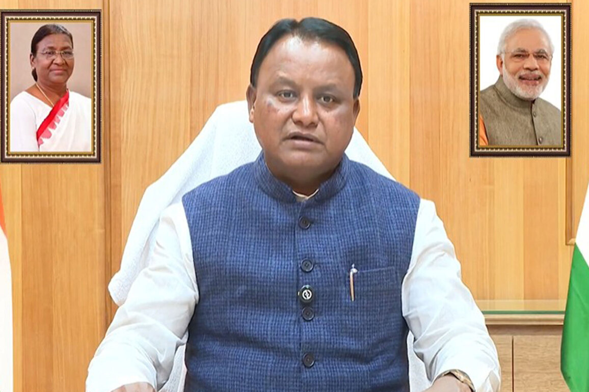 Odisha CM extends greetings on 'Utkal Divas', pays tribute to 'great sons' of state