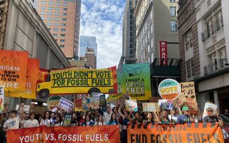 Tens of thousands of protestors took part in the March to End Fossil Fuels | Credit: Jamie Henn, X