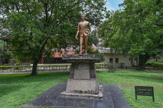 An Indian doctor's act of virtue during China's resistance against Japanese aggression