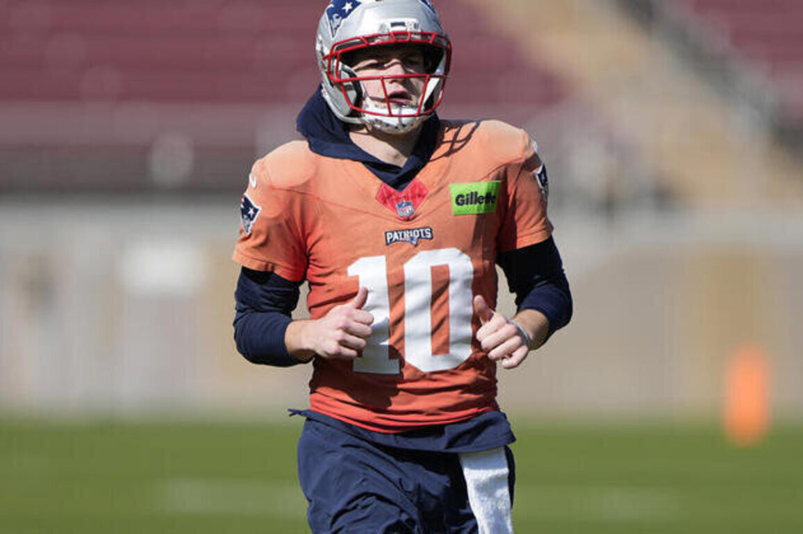 Super Bowl set for Patriots-Seahawks showdown as politics swirl