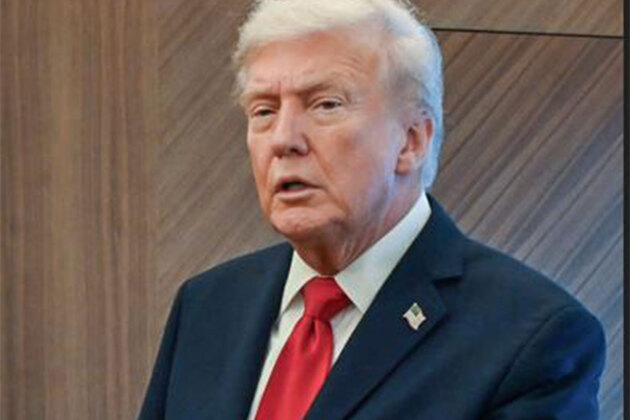 HL: "Locked and Loaded": Trump warns Iran, says US will come to rescue if it targets protesters