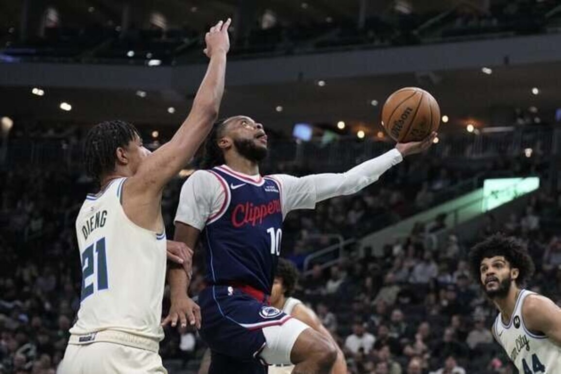 Benedict Mathurin pushes Clippers past Bucks