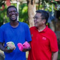 (Hello Africa) Chinese doctors help Zanzibarian colleagues build skills, confidence