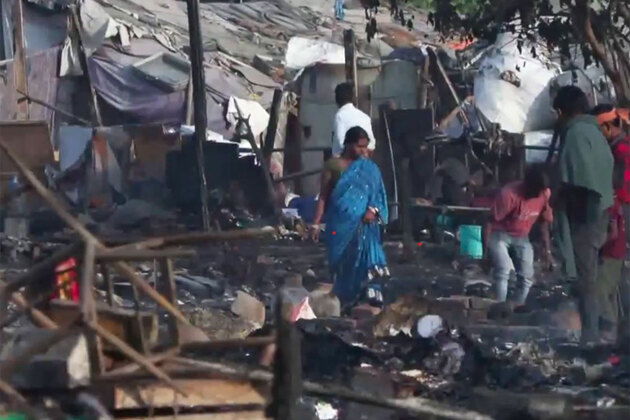 Fire breaks out at Delhi's fish market, damages nearby slums