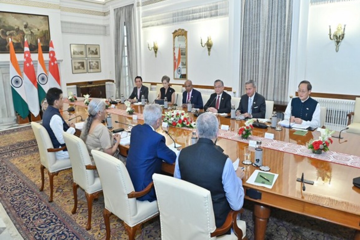 India-Singapore Ministerial Roundtable held in Delhi; Jaishankar lays stress on synergy between government and industry