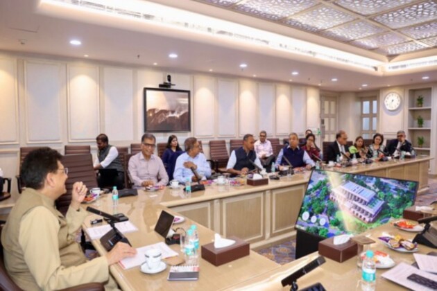 Piyush Goyal meets pharma industry leaders to discuss R&D, competitiveness boost