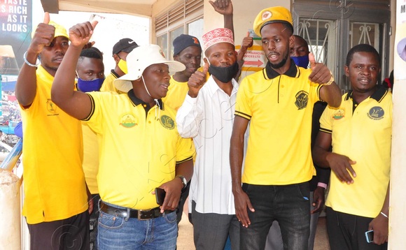 Abavubuka ba Yellow Power. Abavubuka ba Yellow Power.