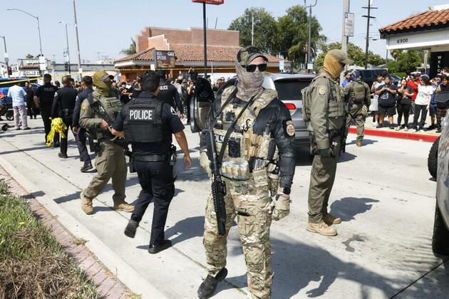 L.A., Pasadena, others seek to join lawsuit to stop &#39;unconstitutional&#39; immigration raids