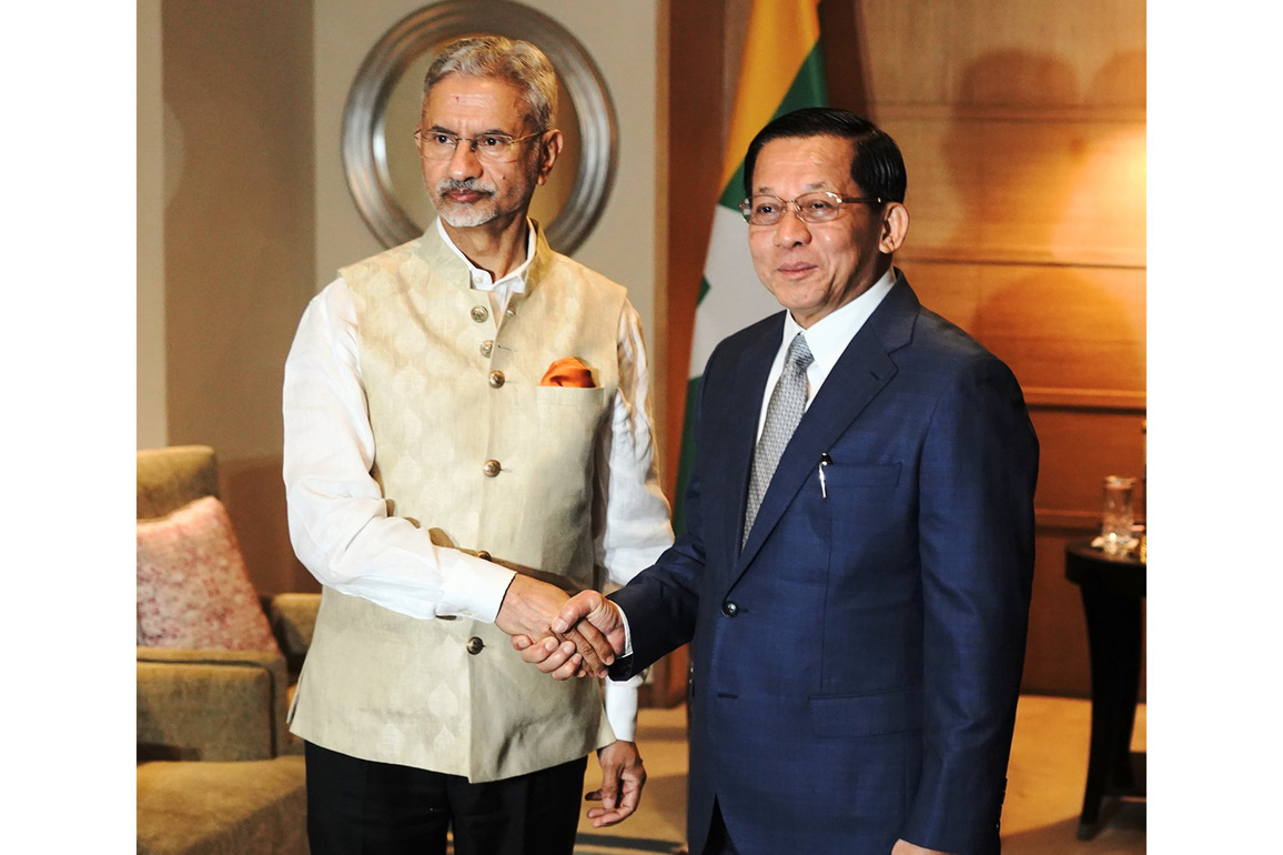 EAM, Myanmar President hold talks on deepening cooperation