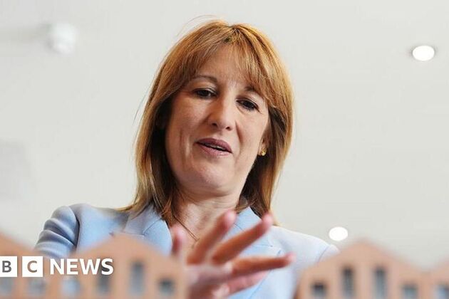 Faisal Islam- Market ructions and cabinet reshuffles will help shape Reeves' Budget
