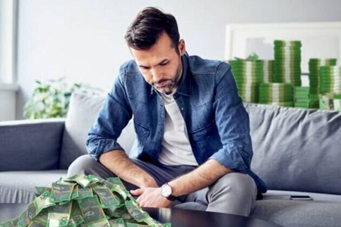 The richer Australians get, the sadder they become, data shows