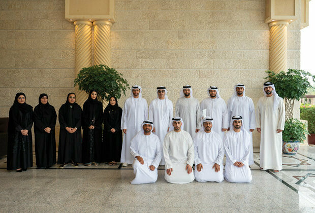 Hazza bin Zayed receives delegation from Federal Youth Authority, Al Ain Youth Council