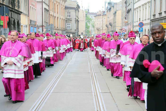   procession of bishops and clergy