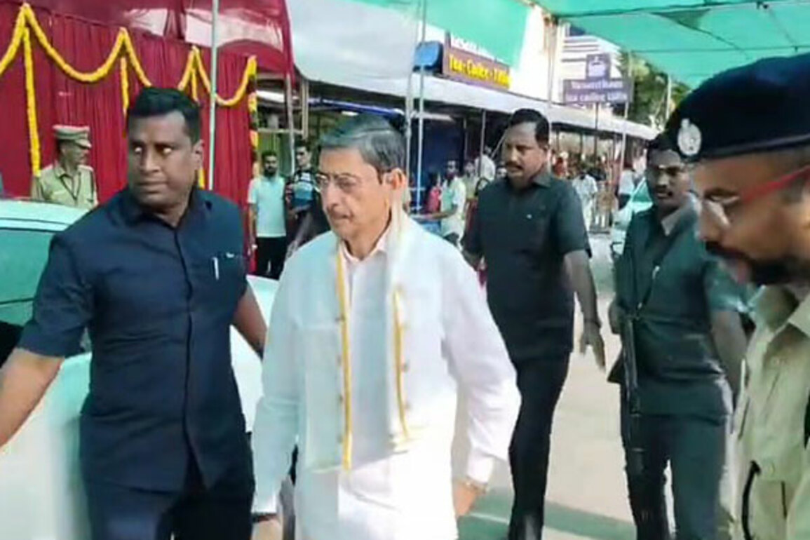 Tamil Nadu Governor visits Swamy Temple ahead of new Pambam Bridge inauguration