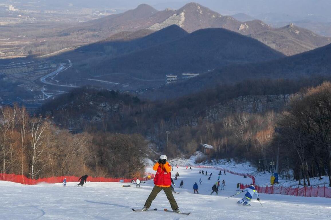 Surging winter sports passion fuels smart upgrade of ice, snow equipment