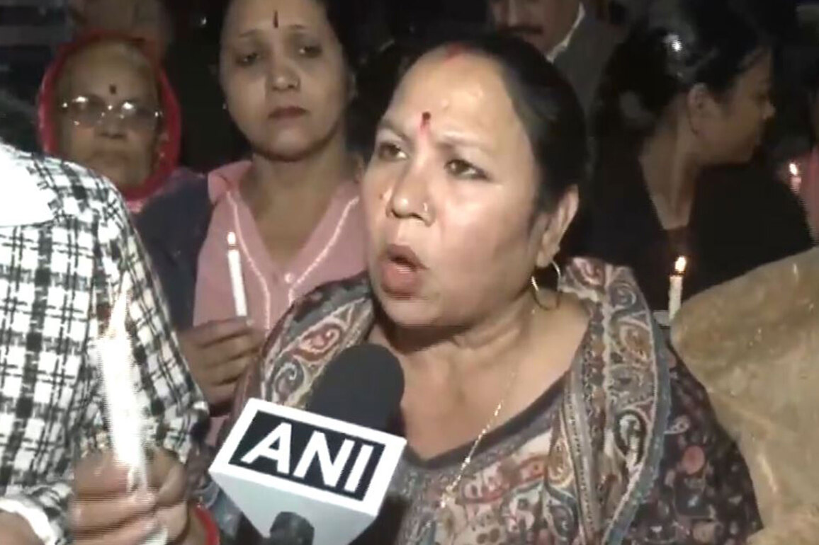 All India Mahila Congress holds candle March in Bhopal over deaths linked to contaminated water