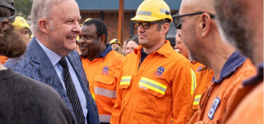 Albanese tells Tomago workers “we’ve got your back” as federal energy-support talks intensify.