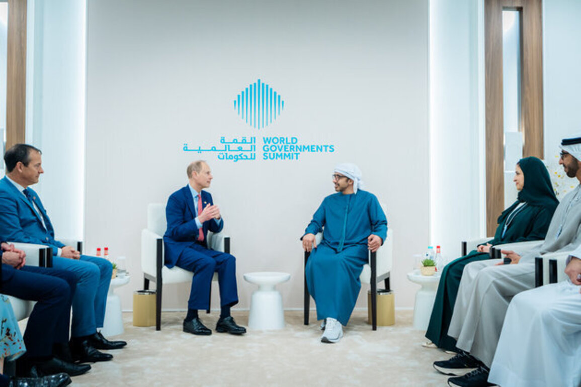 Abdullah bin Zayed meets Duke of Edinburgh, Bhutan PM, Benin FM