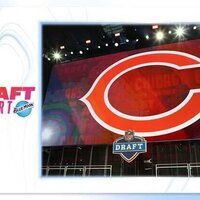 Who analysts predict Bears will select at No. 25