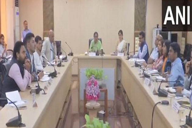 "Weekly 'Jansamvad Camps' to be held in every district for prompt redressal": Delhi CM Rekha Gupta