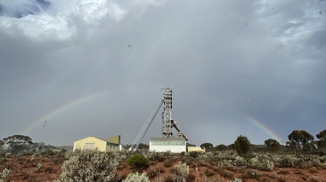  Lunnon also has nickel resources in the Kambalda region