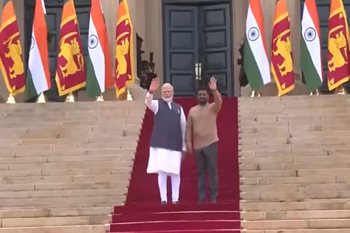 PM Modi meets Sri Lankan President at Presidential Secretariat in Colombo
