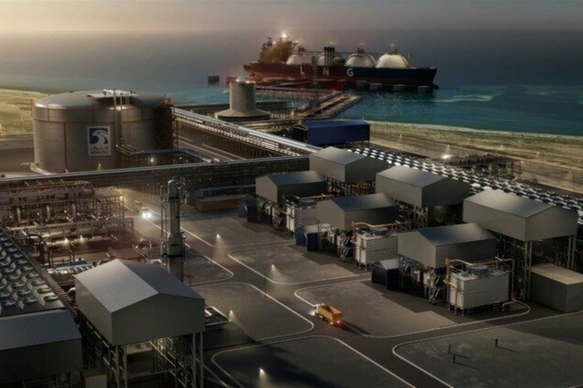 ADNOC signs 15-Year LNG Sales and Purchase Agreement with IndianOil