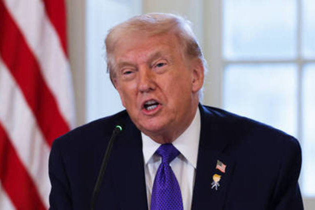 Trump slams UK for returning territory to former colony