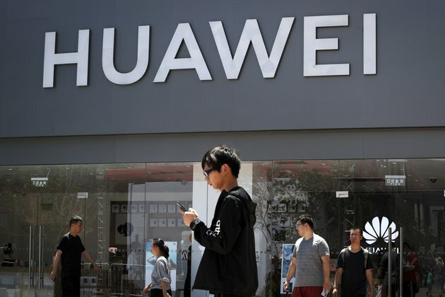 Sources: US to Give Huawei More Time to Buy American-Made Parts