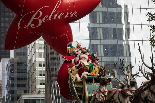 New Yorkers line up streets for Thanksgiving parade with normalcy