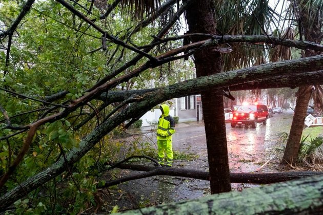 Hurricane Ian Heads for Carolinas After Pounding Florida