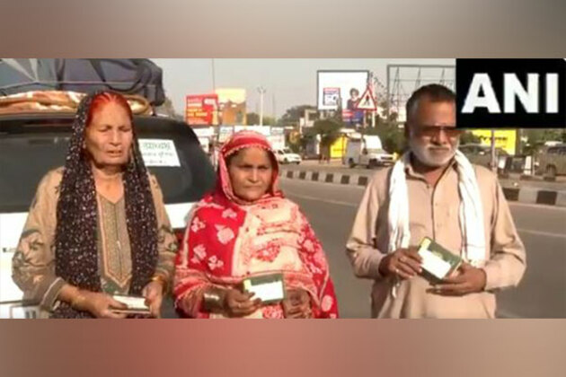 Pakistani nationals begin leaving India after govt orders closure of Attari border