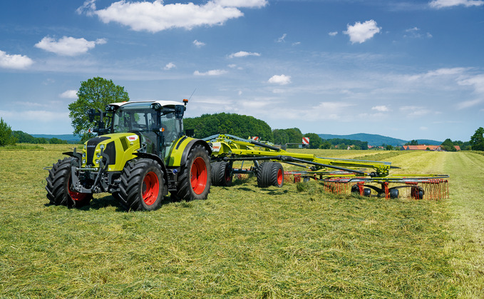 Claas Arion 470