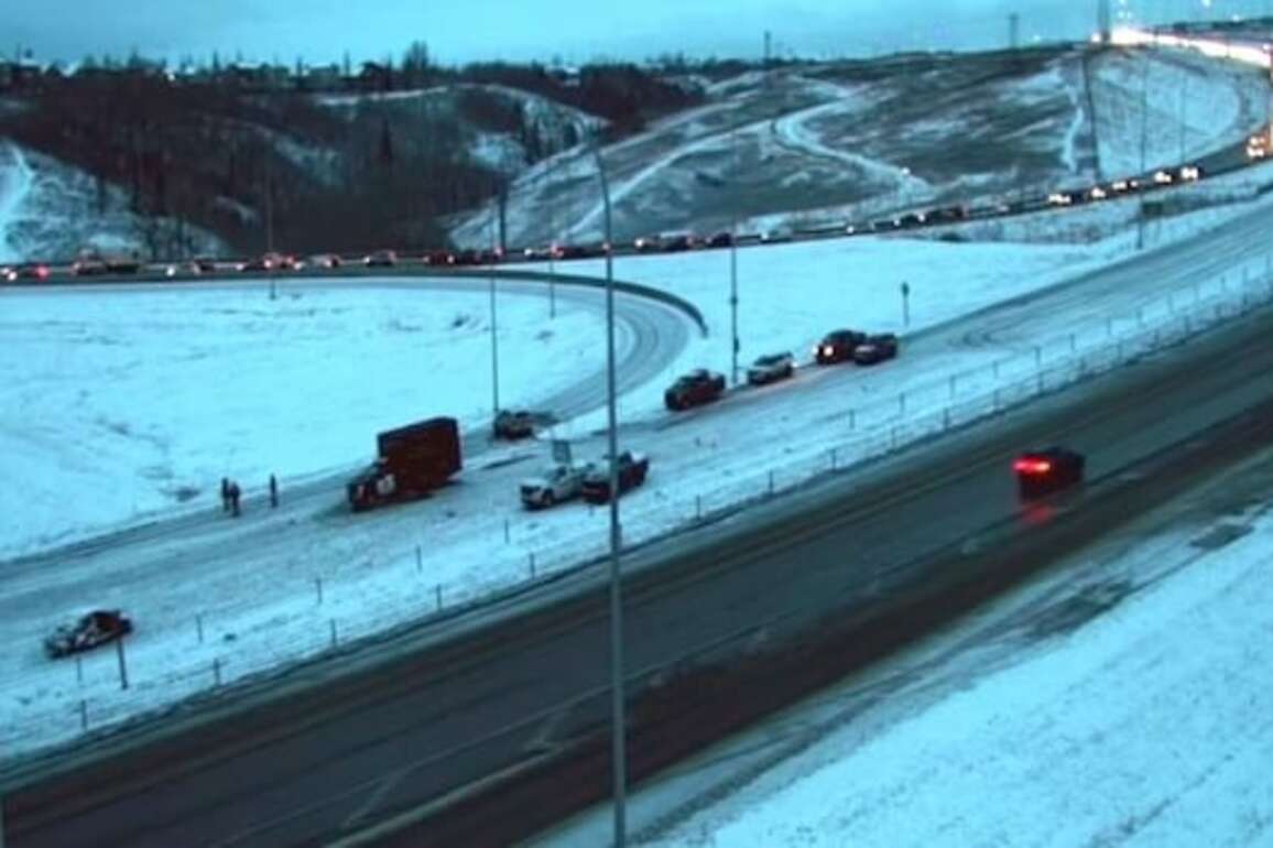 Suspect in fatal Calgary hit and run gets bail but banned from commercial driving