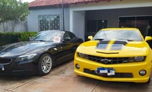  Carros de luxo apreendidos com acusados de envolvimento em garimpo ilegal/Divulgação