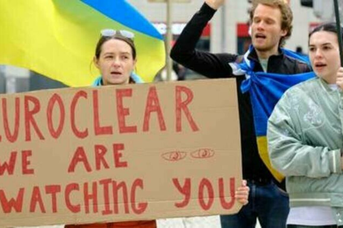 EU and UK 'developing measures' to give Russian assets to Ukraine