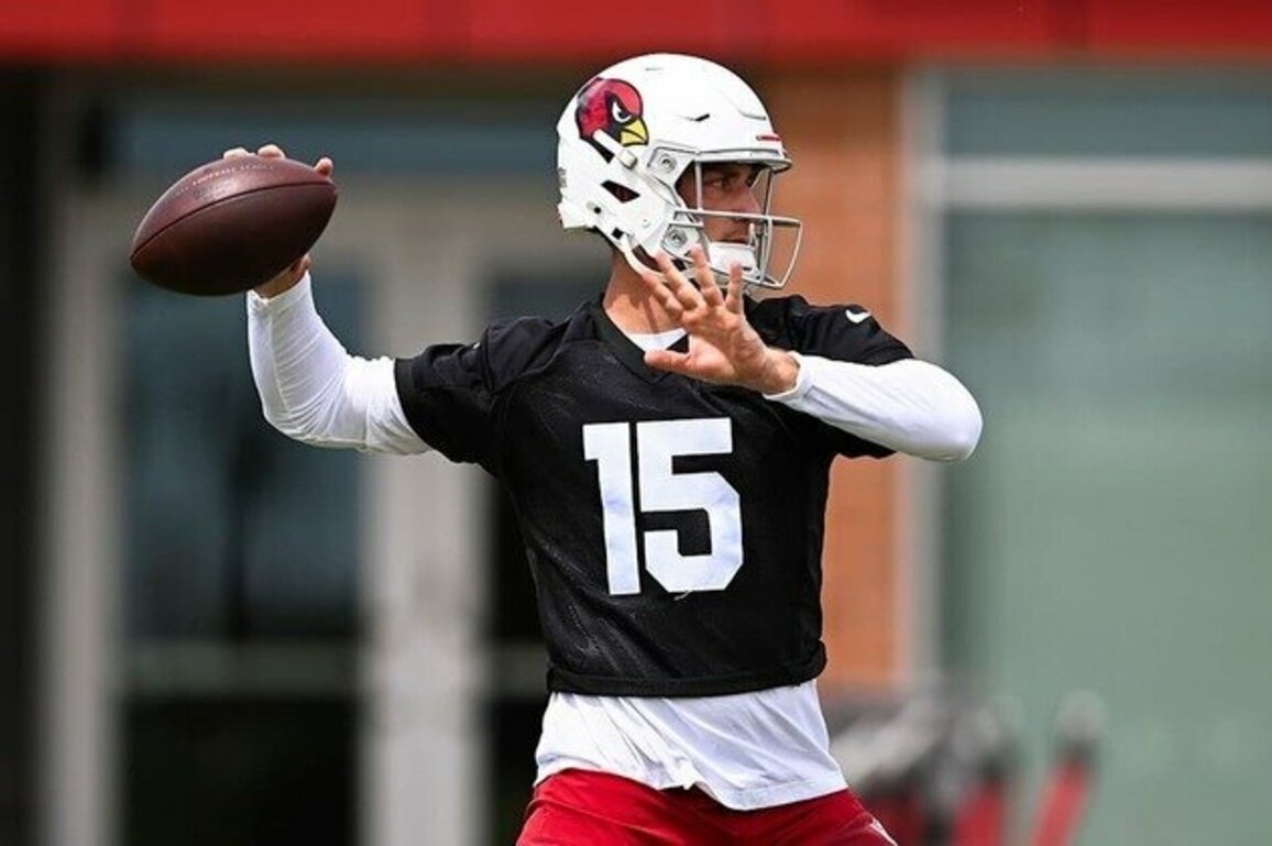 Cardinals Add QB Kedon Slovis To Practice Squad