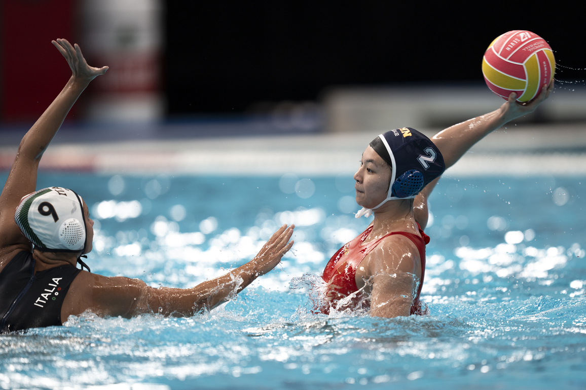 (SP)SINGAPORE-WATER POLO-WORLD AQUATICS CHAMPIONSHIPS-WOMEN'S CROSSOVER MATCH