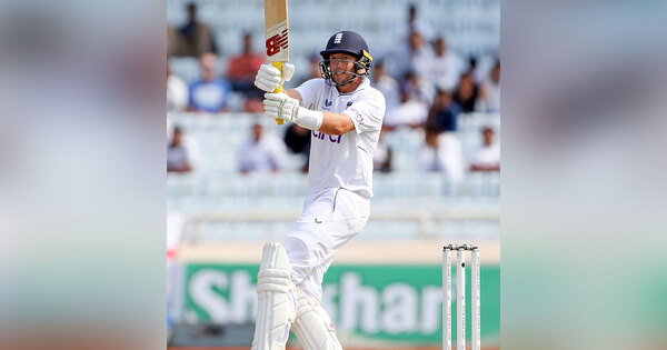 Former Australian cricketer Hogg predicts Root will be "total failure" in Ashes