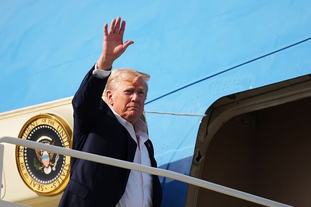Donald Trump leaves Scotland after posing with Scots cops  following evacuation drama