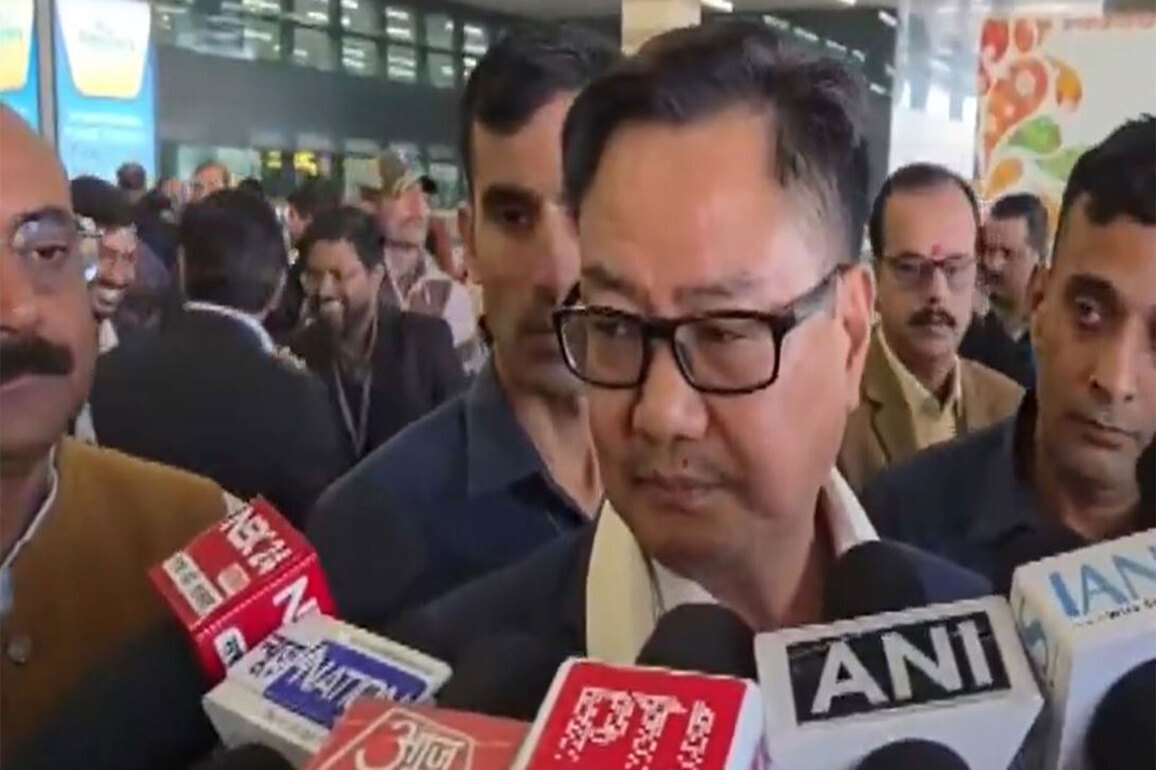 Parliamentary Affairs Minister Kiren Rijiju congratulates Bihar MLAs for e-Vidhan