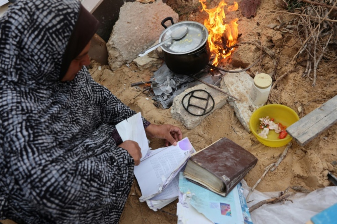 Fatah Urges Hamas To Cede Power To Safeguard 'Palestinians' Existence' - IBTimes