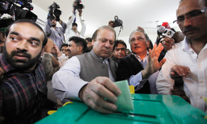 Violence casts shadow over Pakistan's milestone election Violence casts shadow over Pakistan's milestone election